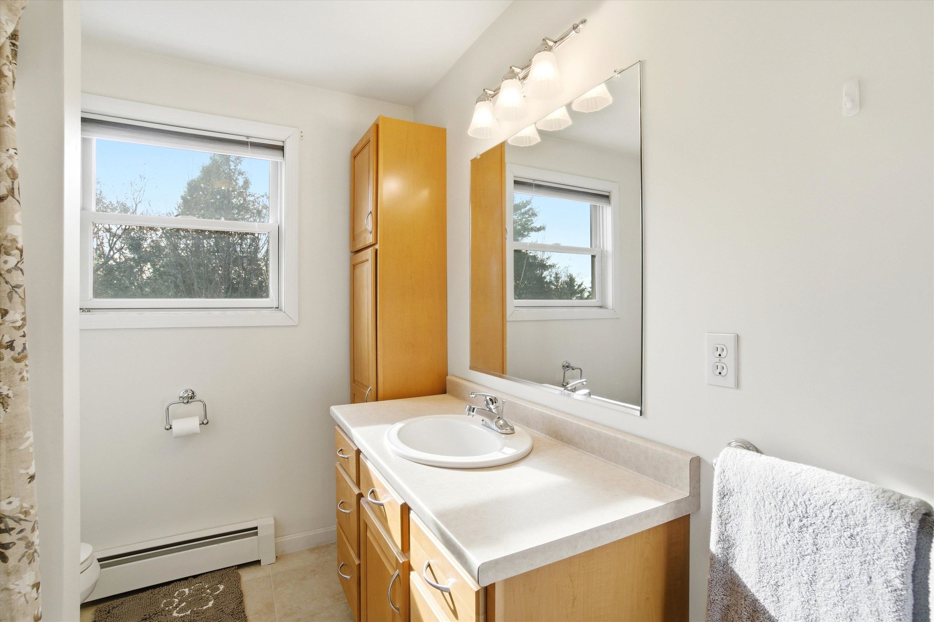 611 North Pembroke Road Pembroke, NH 03275 - Photo 26 of 49