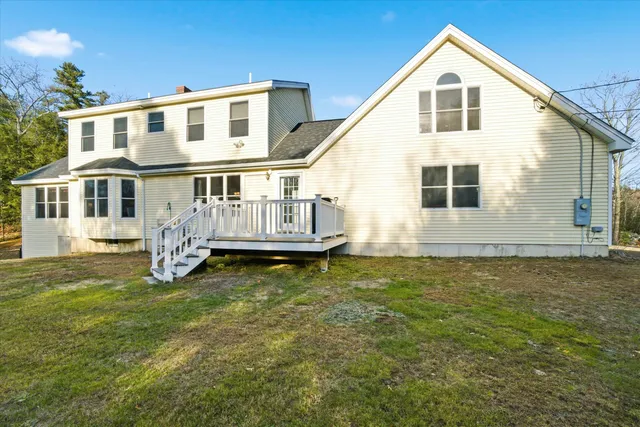 $625,000 | 611 North Pembroke Road, Pembroke, NH 03275