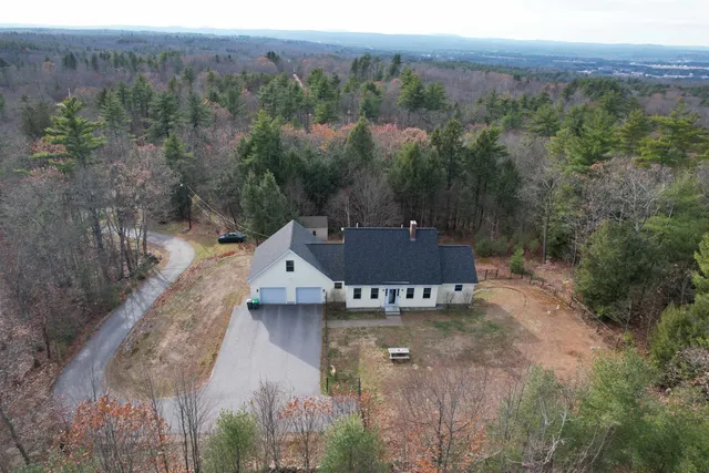$625,000 | 611 North Pembroke Road, Pembroke, NH 03275