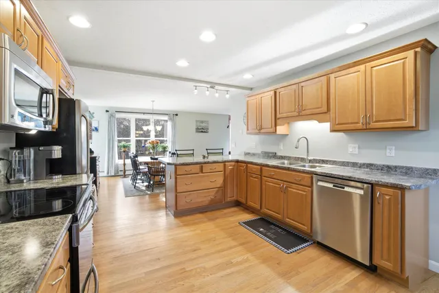 $625,000 | 611 North Pembroke Road, Pembroke, NH 03275