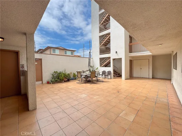 $639,000 | 665 West 24th Street, Unit 208, San Pedro, CA 90731