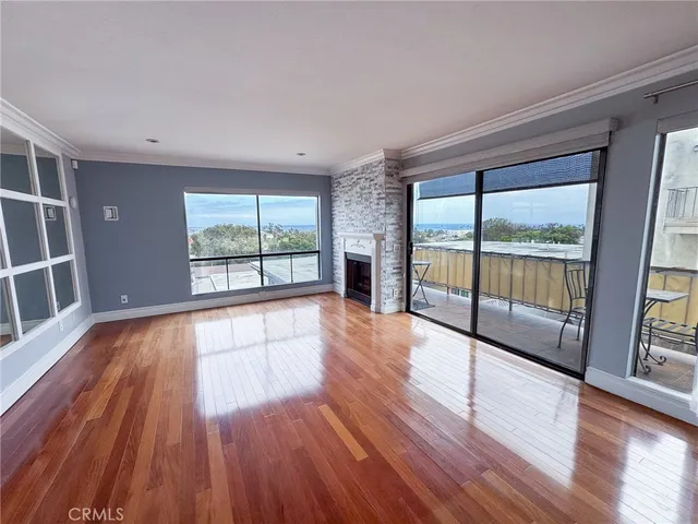 $639,000 | 665 West 24th Street, Unit 208, San Pedro, CA 90731