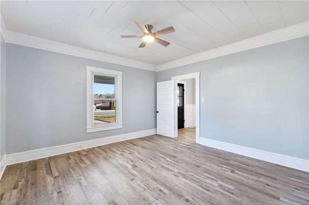 2722 Darrow Road Walkertown, NC 27051 - Photo 18 of 34