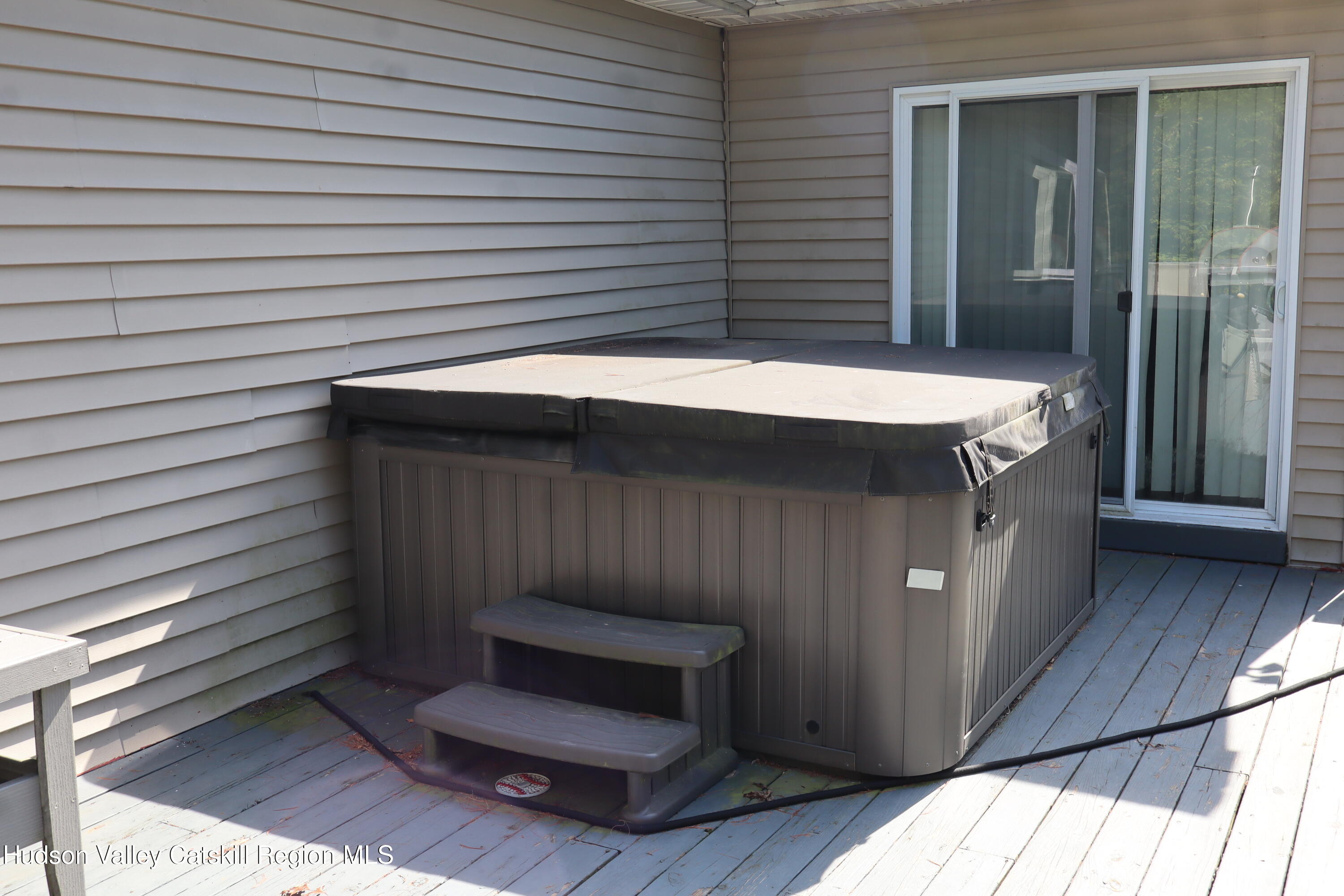 132 Dutchtown Road Saugerties, NY 12477 - Photo 32 of 45 a backyard of a house