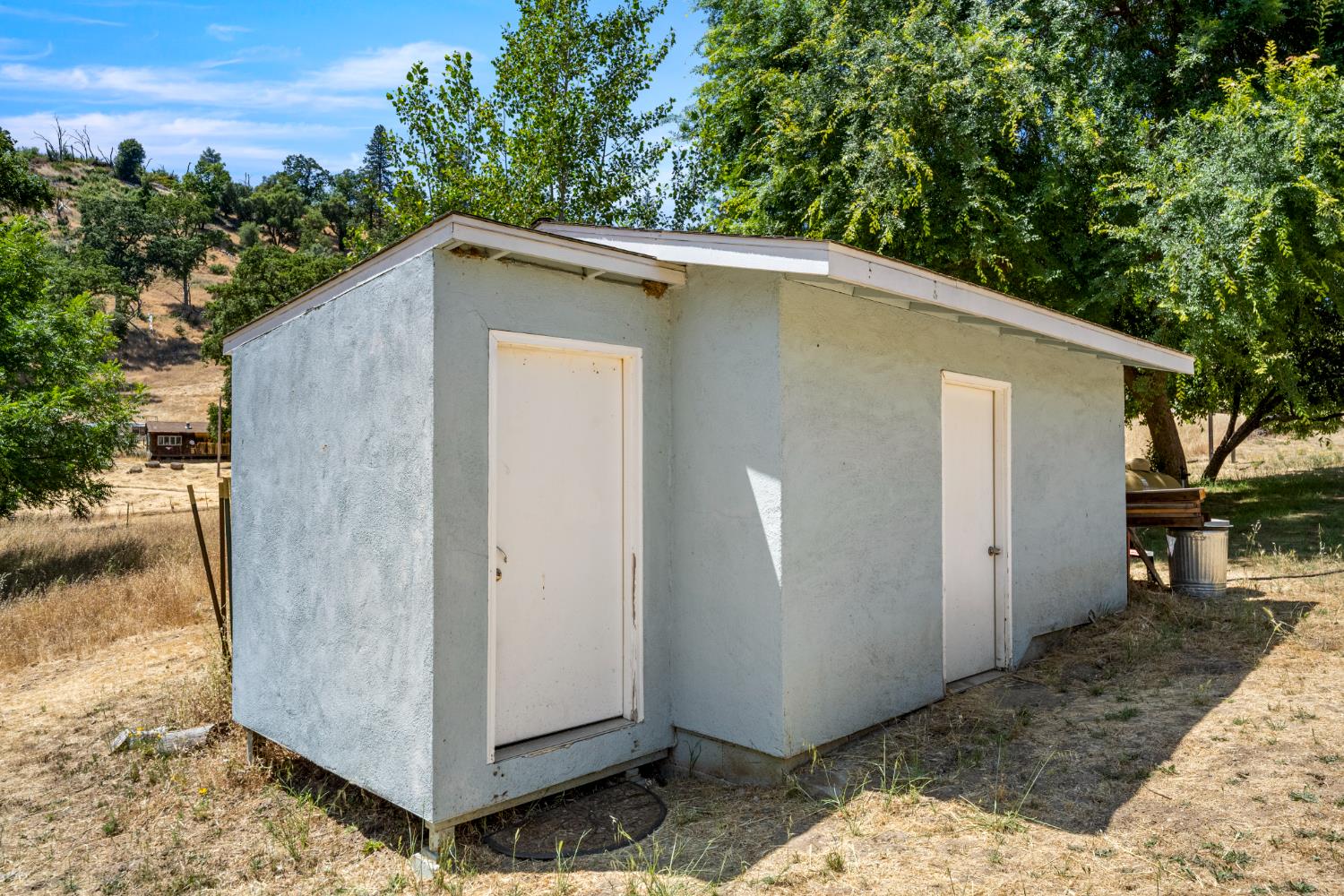 2162 Painted Pony Road Somerset, CA 95684 - Photo 59 of 72 a backyard of a house