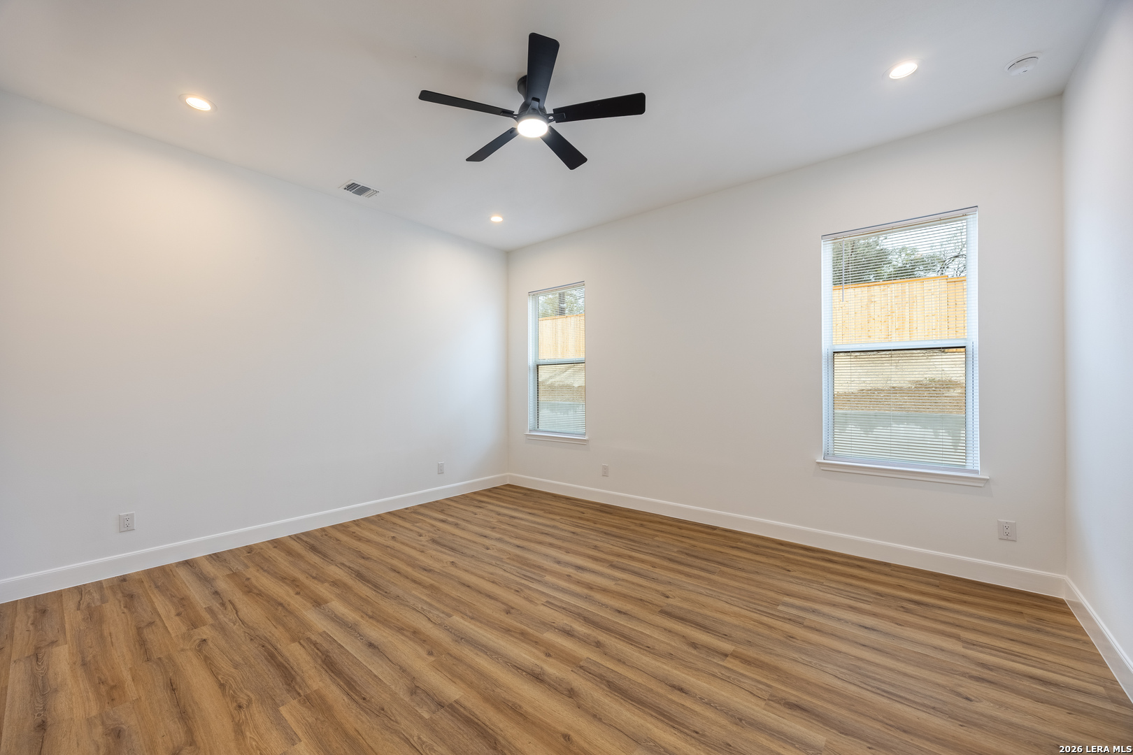 8227 Old Austin Road Selma, TX 78154 - Photo 21 of 28