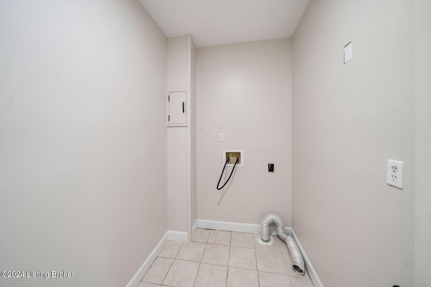 4001 Todds Point Road Simpsonville, KY 40067 - Photo 15 of 97 photo_online_013