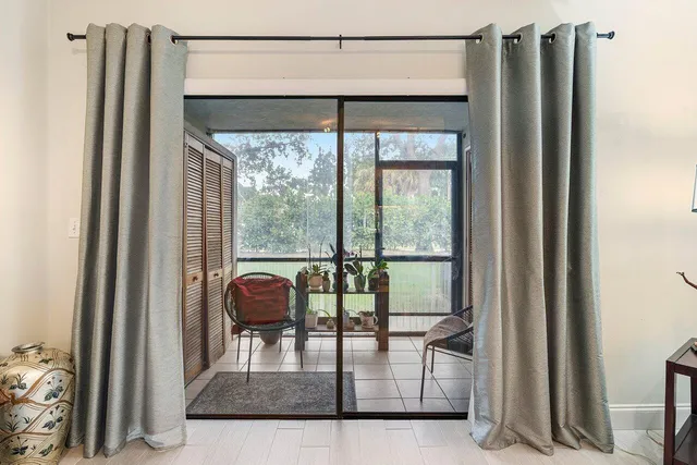 $319,900 | 5200 East Club Circle, Unit 106, Boca Raton, FL 33487