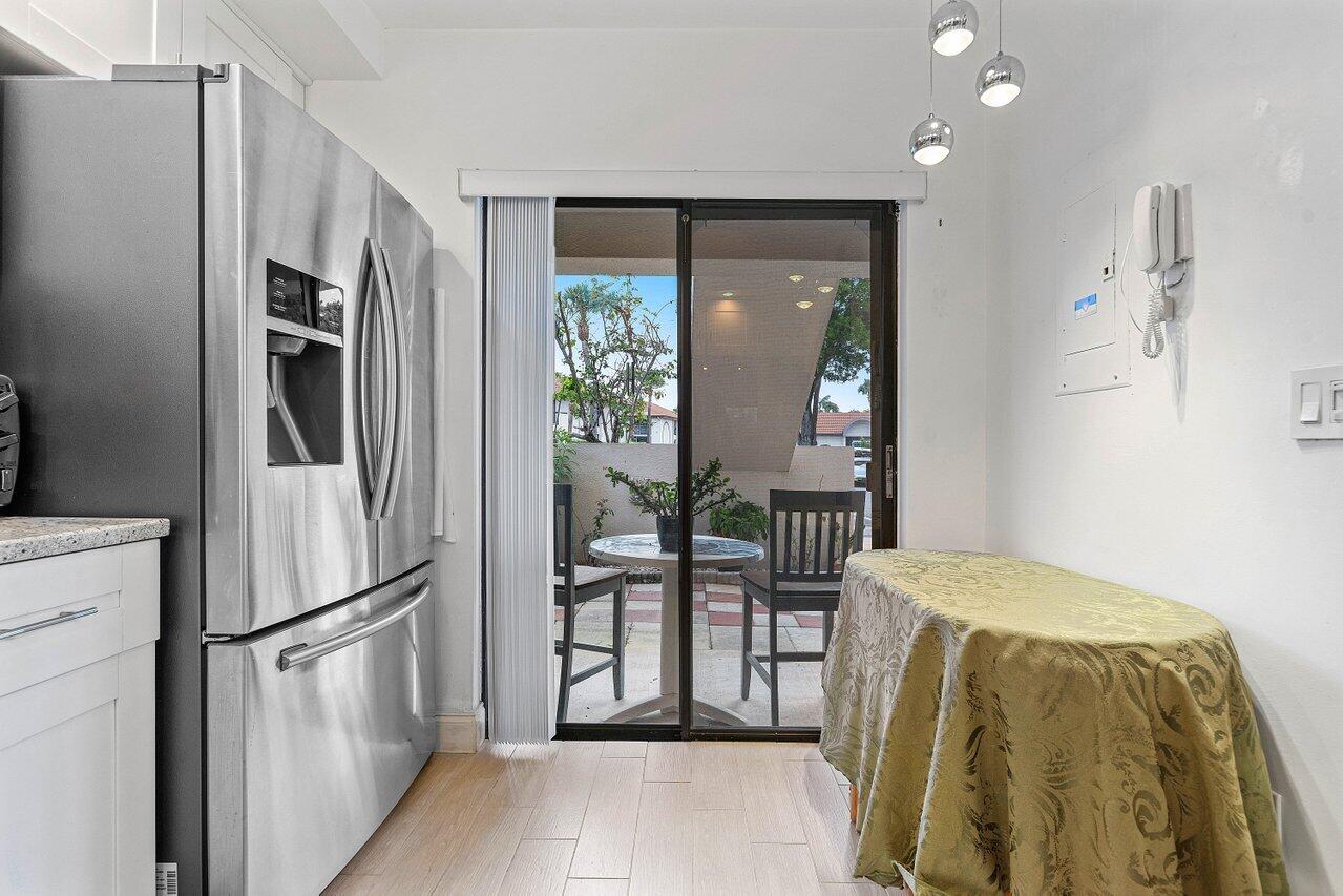 5200 East Club Circle, Unit 106 Boca Raton, FL 33487 - Photo 8 of 31 011-5200EastClubCircle-106-BocaRaton-FL-