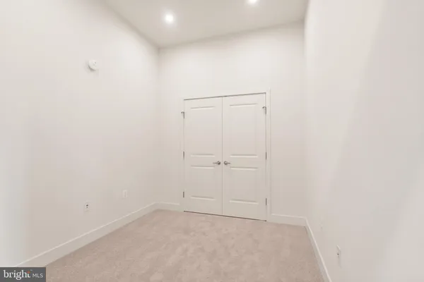 $3,000 | 2125 14th Street Northwest, Unit 207W, Washington, DC 20009