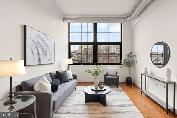 $3,000 | 2125 14th Street Northwest, Unit 207W, Washington, DC 20009