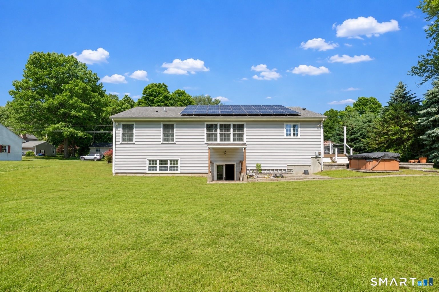 26 Westwood Road Trumbull, CT 06611 - Photo 37 of 40