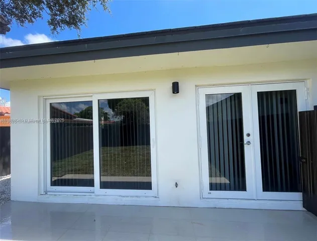 $2,950 | 6329 Southwest 23rd Street, Unit 6329, Miami, FL 33155