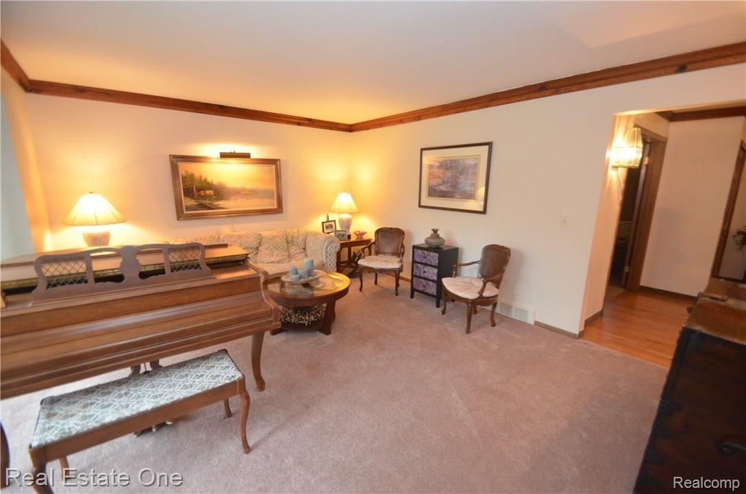 1007 Hidden Lane Rochester, MI 48309 - Photo 21 of 61 DSC_0076.JPG