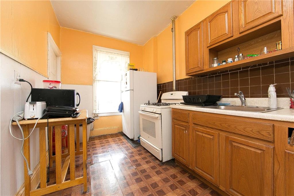 442 Fenimore Street Brooklyn, NY 11225 - Photo 8 of 17