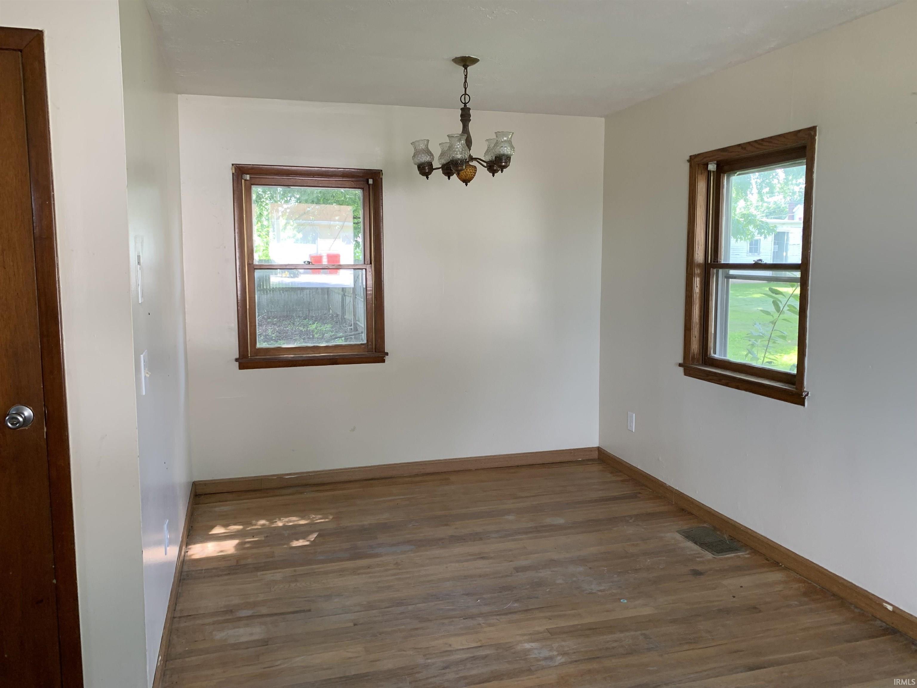 413 East Albert Street Argos, IN 46501 - Photo 6 of 15 Gallery Image 6