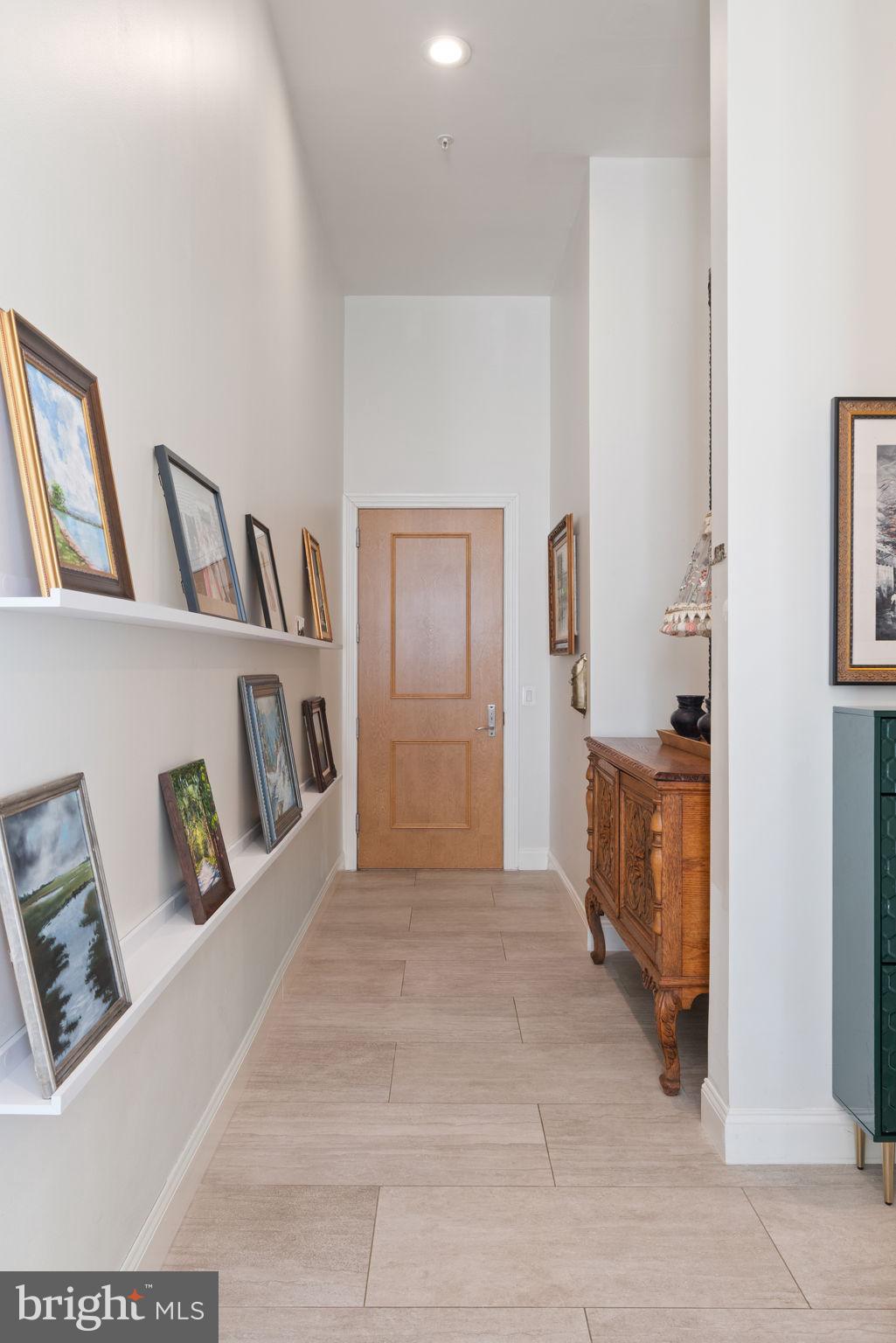 11990 Market Street, Unit 101 Reston, VA 20190 - Photo 9 of 44 Foyer/Hall