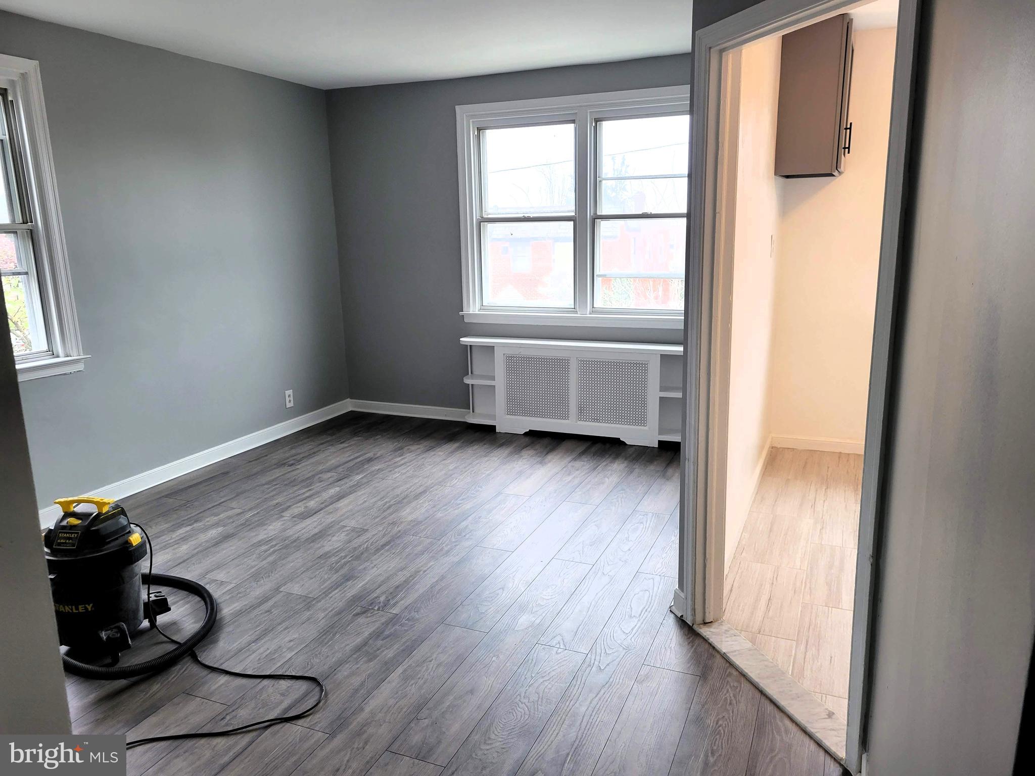 1623 Roumfort Road Philadelphia, PA 19150 - Photo 4 of 14 Gallery Image 4