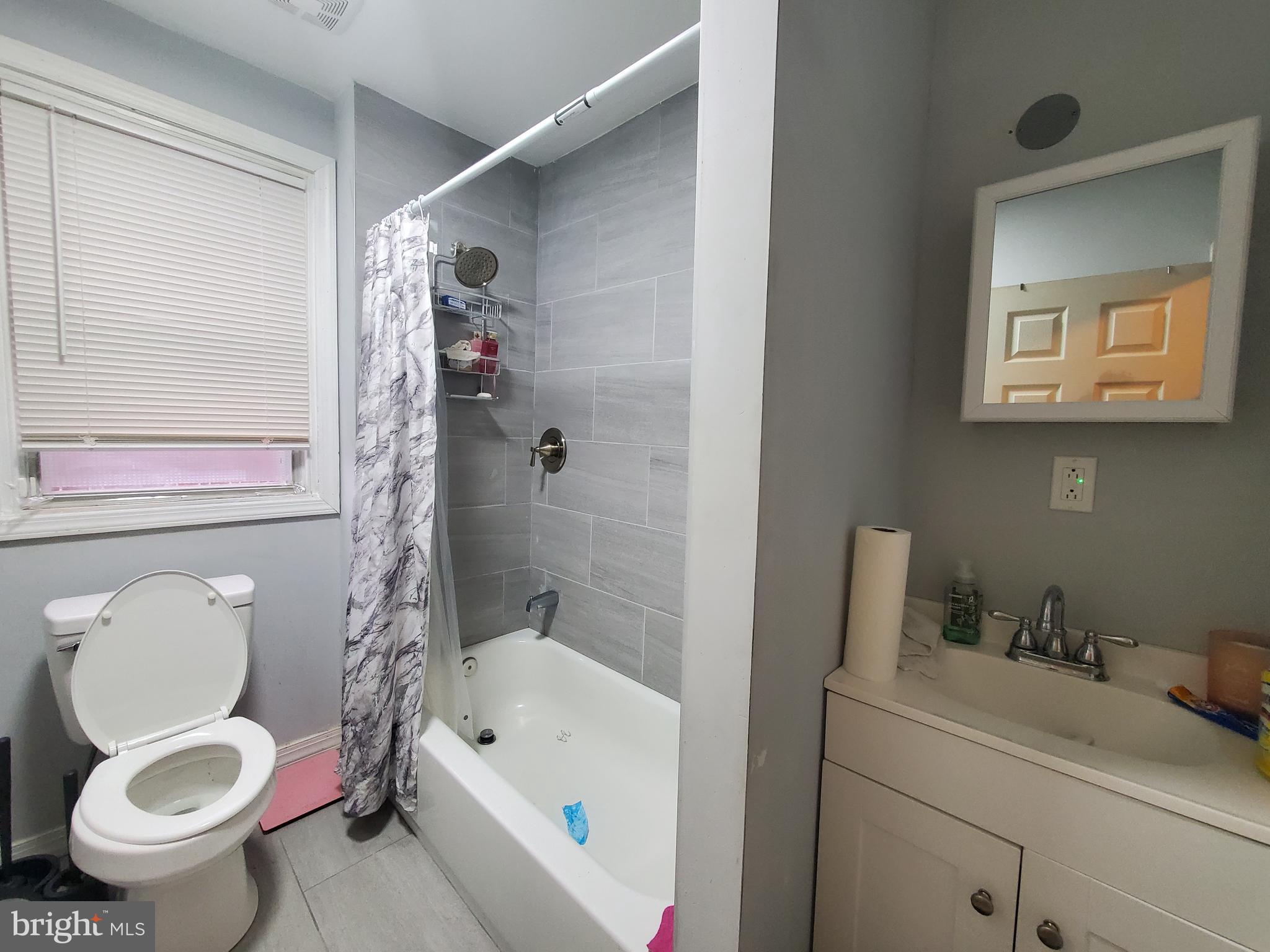 1623 Roumfort Road Philadelphia, PA 19150 - Photo 9 of 14 Gallery Image 9