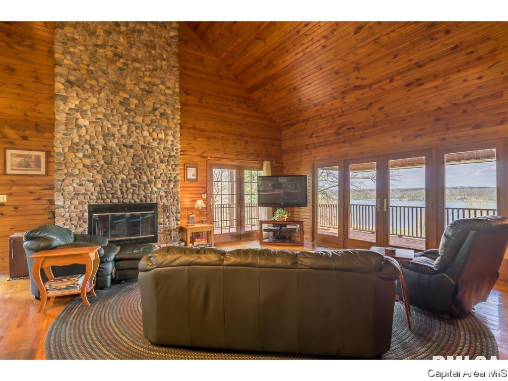 1507 Lakeview Road North Dahinda, IL 61428 - Photo 5 of 19 Gallery Image 5