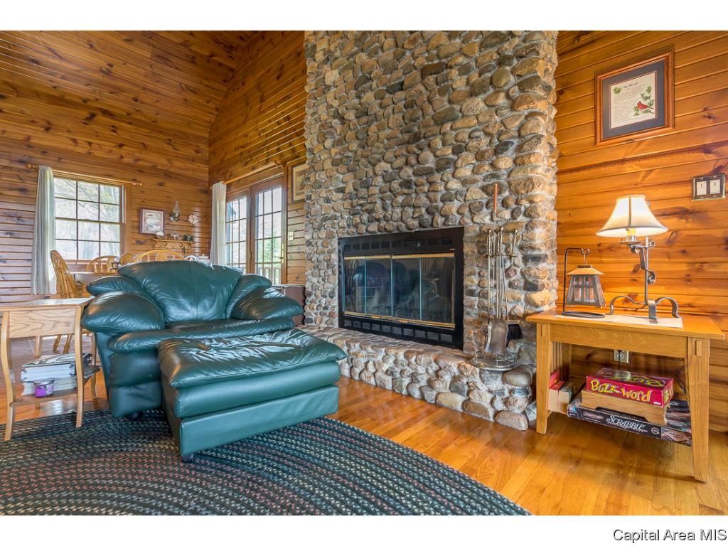 1507 Lakeview Road North Dahinda, IL 61428 - Photo 6 of 19 Gallery Image 6