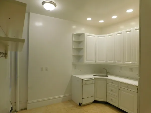 $5,350 | 77 West 85th Street, Unit 4F | Upper West Side