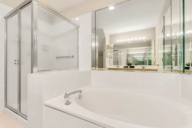 $335,000 | 741 Old Creek Court, Elk Grove Village, IL 60007