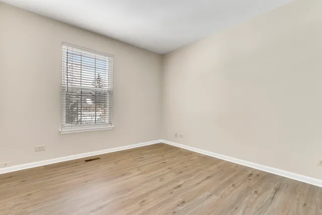 $335,000 | 741 Old Creek Court, Elk Grove Village, IL 60007