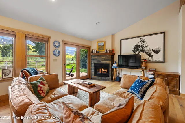 $2,695,000 | 3355 East Horse Creek Road, Jackson, WY 83001