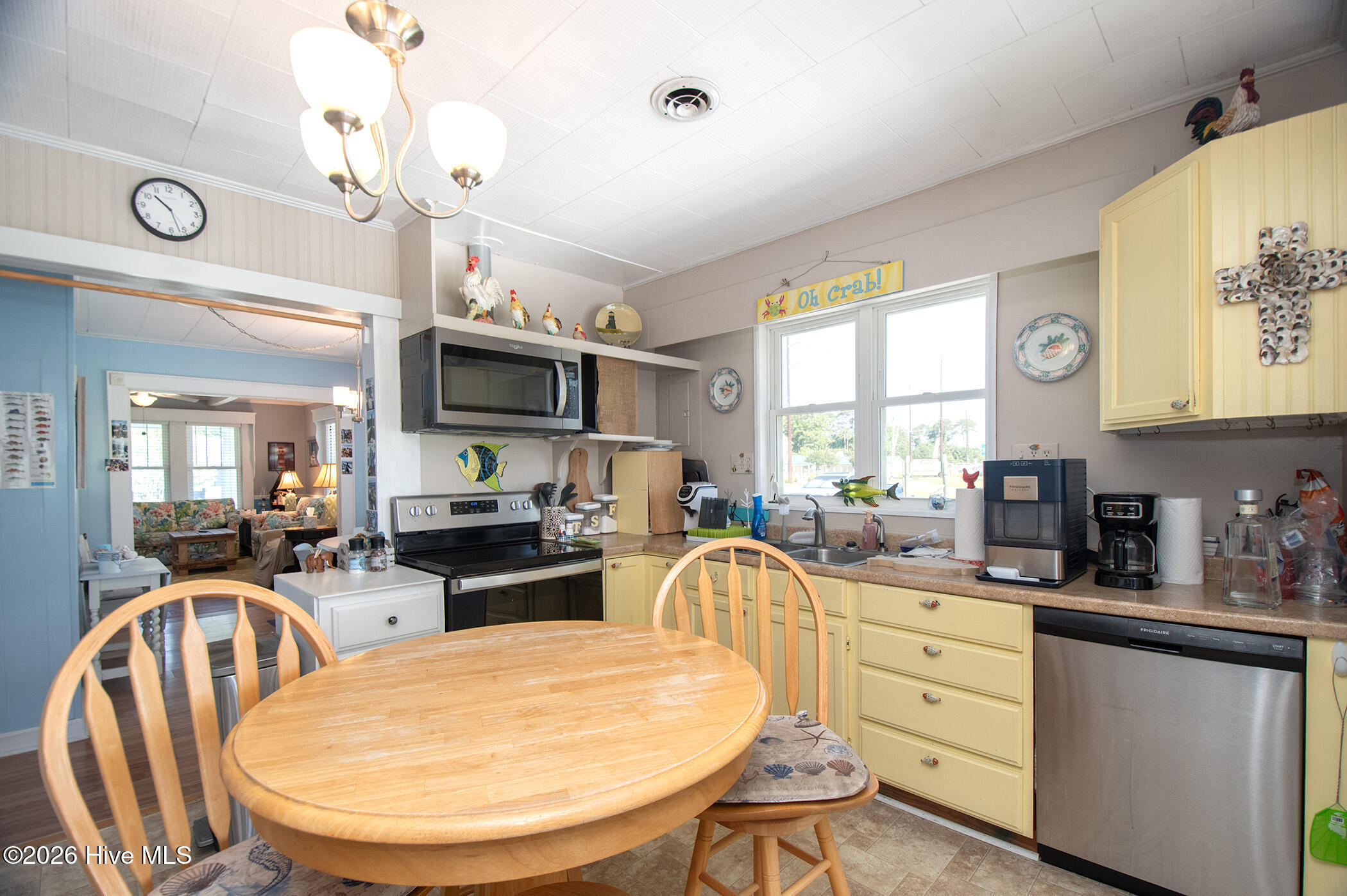 280 North Highway 101 Beaufort, NC 28516 - Photo 9 of 30