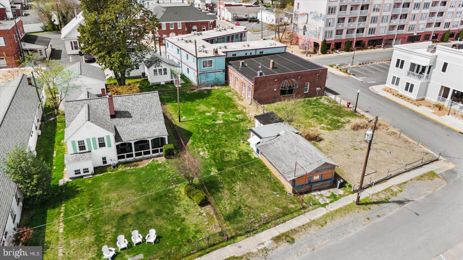 20 Beach Terrace Colonial Beach, VA 22443 - Photo 3 of 20 an aerial view of multiple houses with a yard