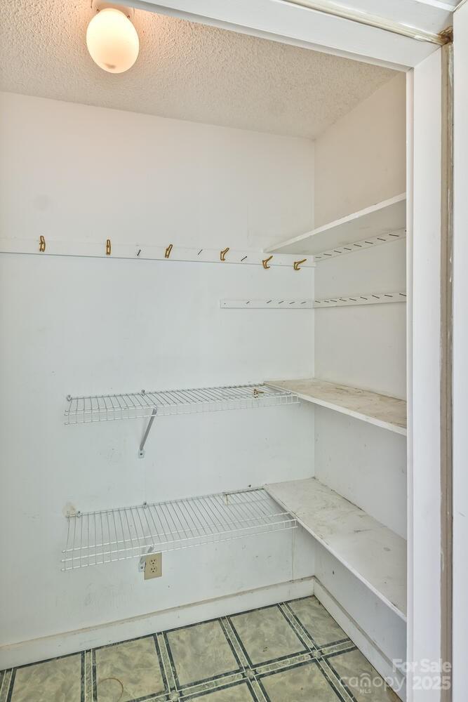 20 Lindsey Road Candler, NC 28715 - Photo 20 of 47 Gallery Image 20