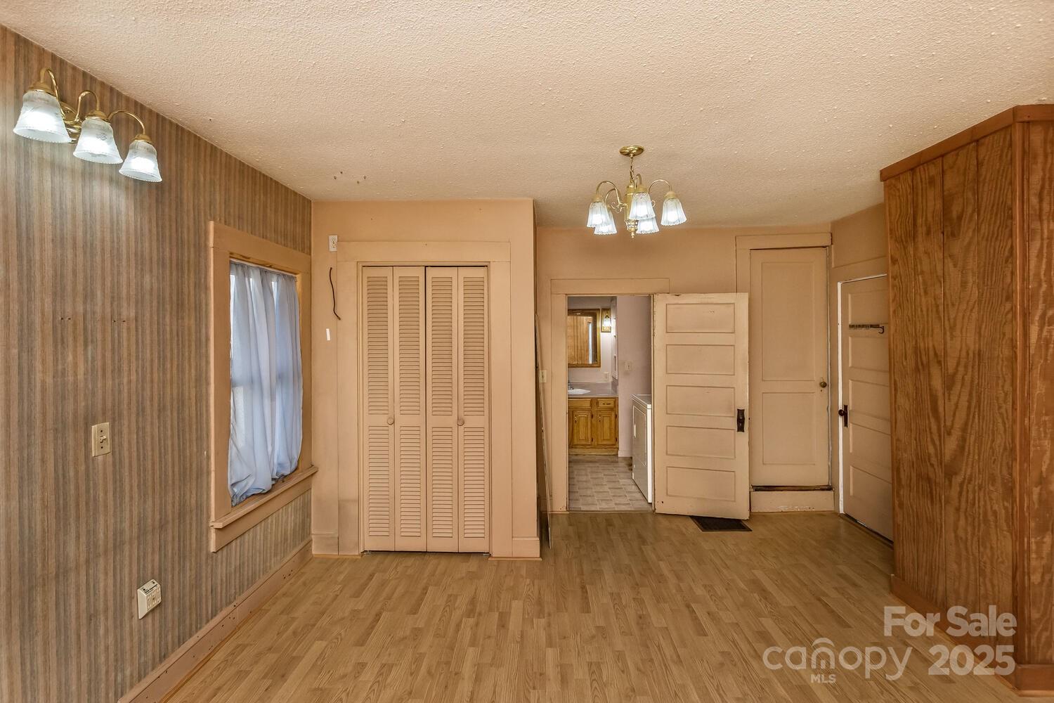 20 Lindsey Road Candler, NC 28715 - Photo 29 of 47 Gallery Image 29