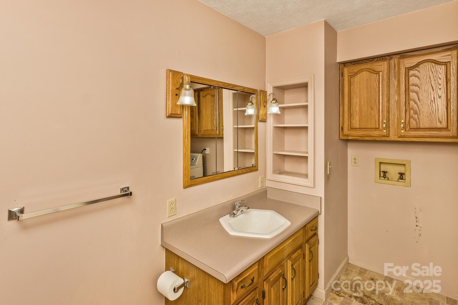 20 Lindsey Road Candler, NC 28715 - Photo 31 of 47 Gallery Image 31