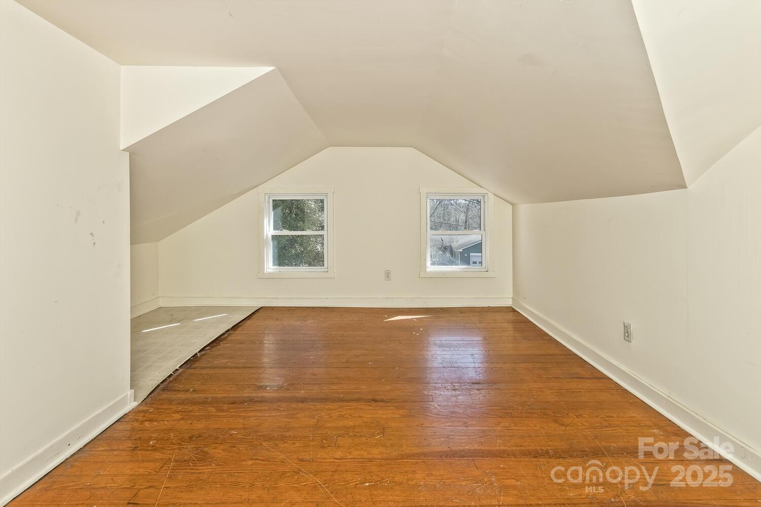20 Lindsey Road Candler, NC 28715 - Photo 32 of 47 Gallery Image 32