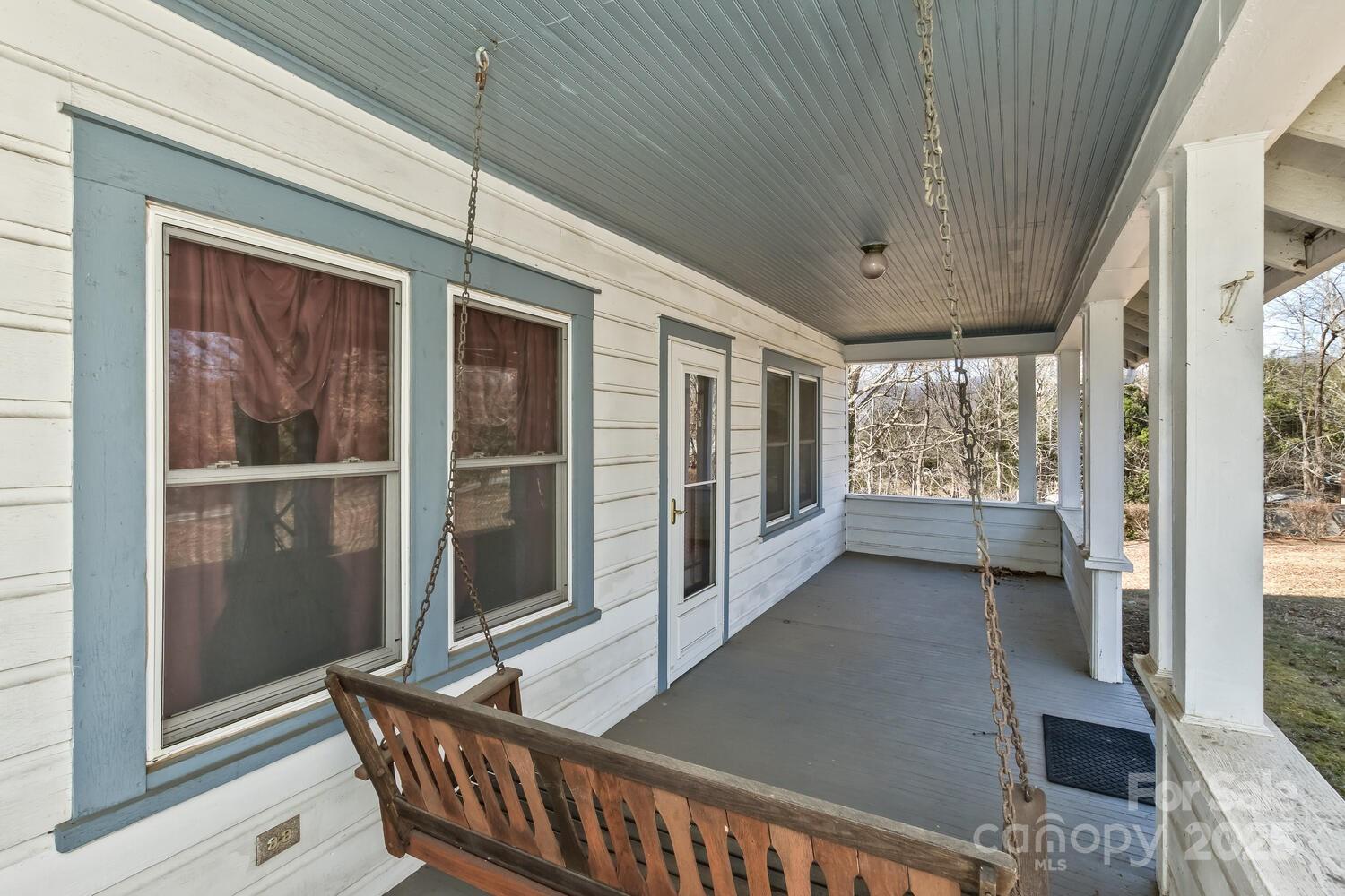 20 Lindsey Road Candler, NC 28715 - Photo 4 of 47 Gallery Image 4