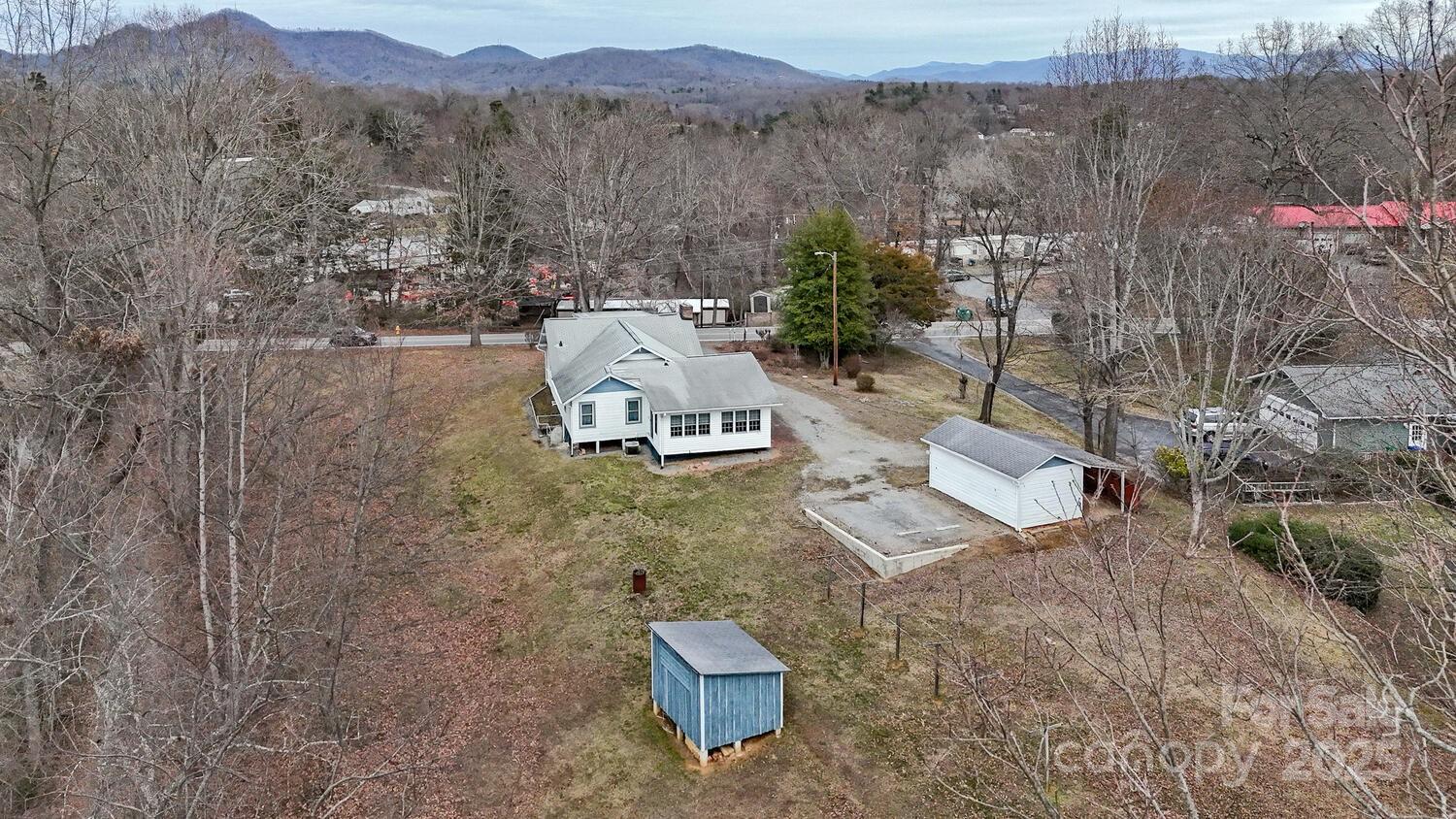 20 Lindsey Road Candler, NC 28715 - Photo 45 of 47 Gallery Image 45