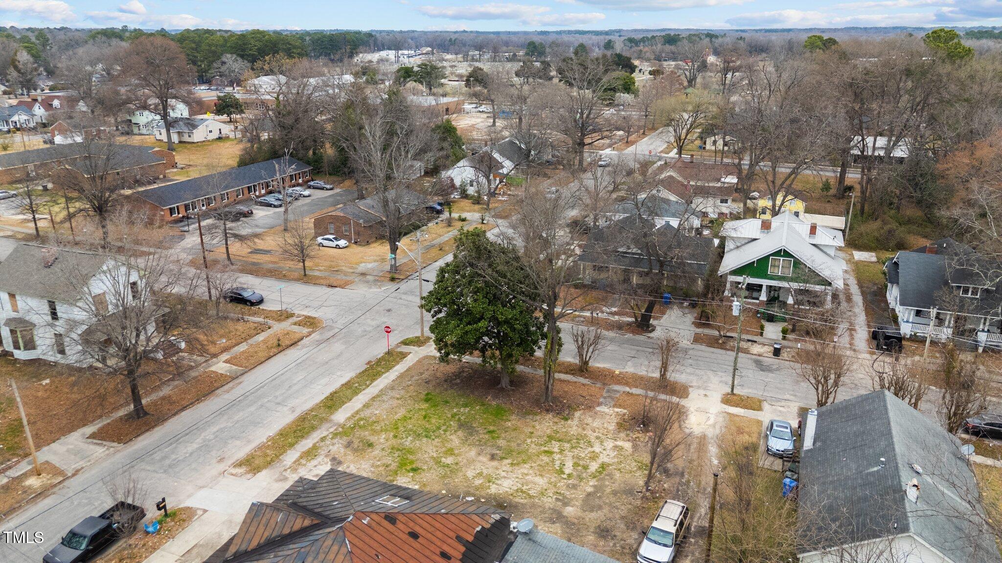 310 Maplewood Avenue Northeast Wilson, NC 27893 - Photo 2 of 15 10-web-or-mls-DJI_20250310111103_0384_D