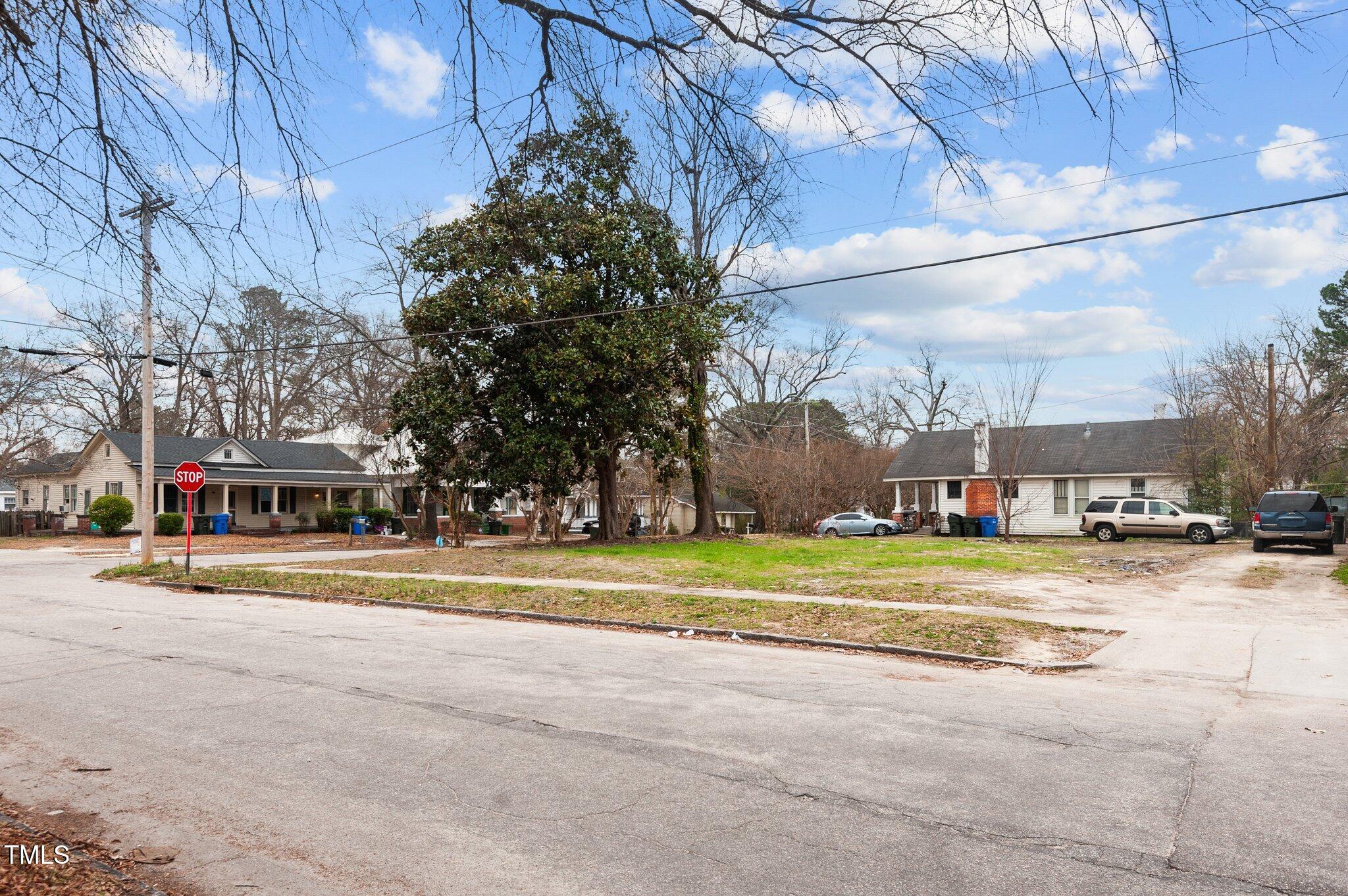 310 Maplewood Avenue Northeast Wilson, NC 27893 - Photo 6 of 15 15-web-or-mls-_DSC7683