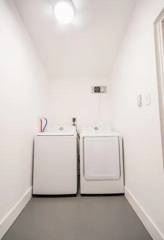 $5,350 | 246 Northeast 118th Street, Miami, FL 33161