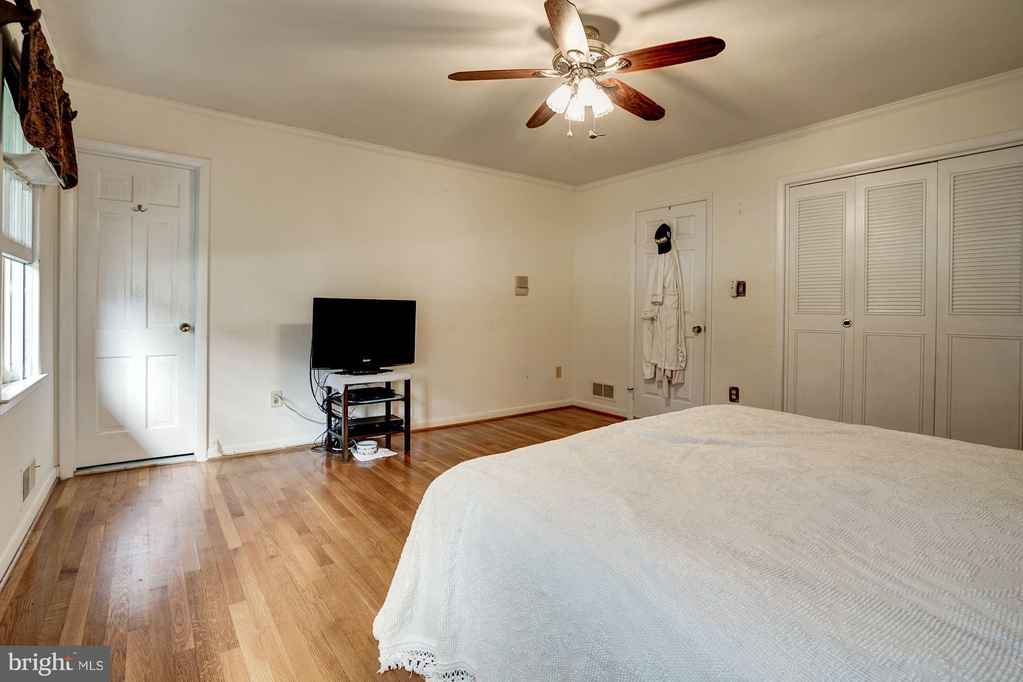 1118 Collingwood Road Alexandria, VA 22308 - Photo 16 of 30 Bedroom (Master)