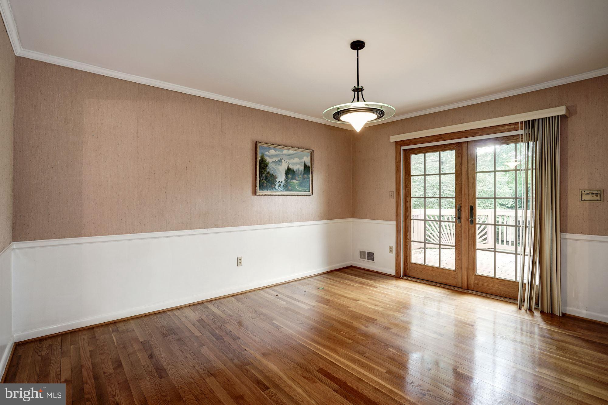 1118 Collingwood Road Alexandria, VA 22308 - Photo 3 of 30 Interior (General)