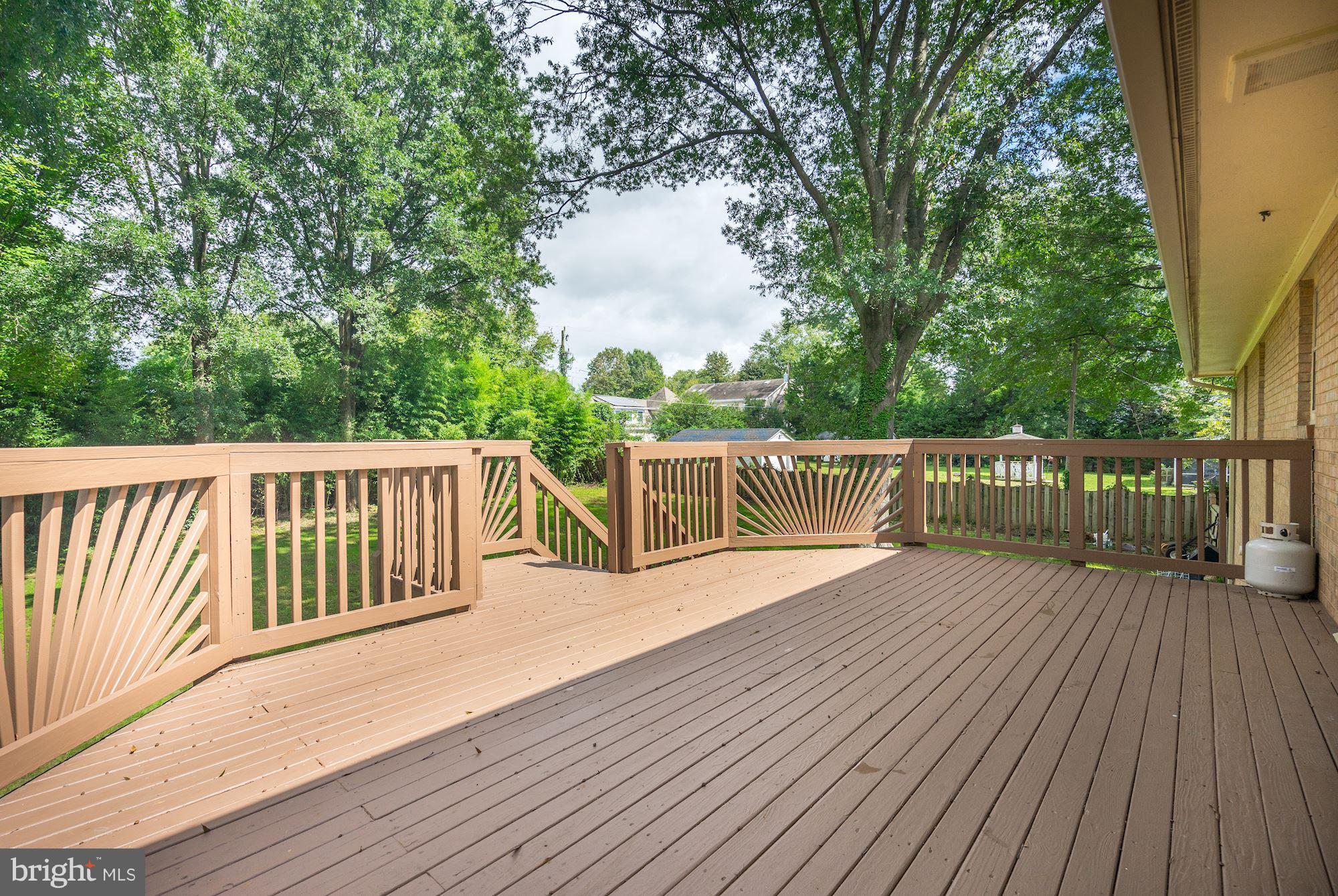 1118 Collingwood Road Alexandria, VA 22308 - Photo 27 of 30 Exterior (Rear)