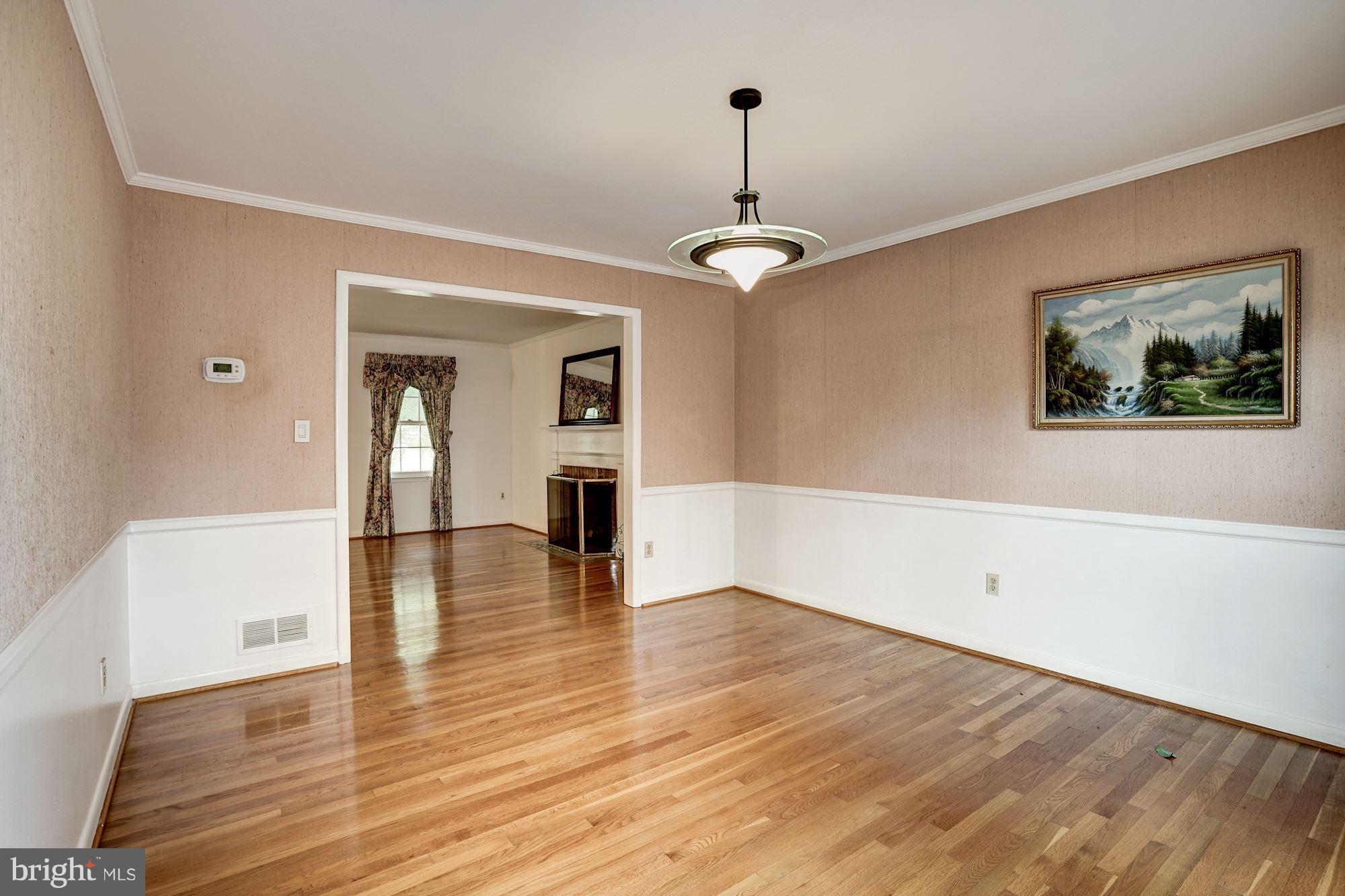 1118 Collingwood Road Alexandria, VA 22308 - Photo 4 of 30 Interior (General)