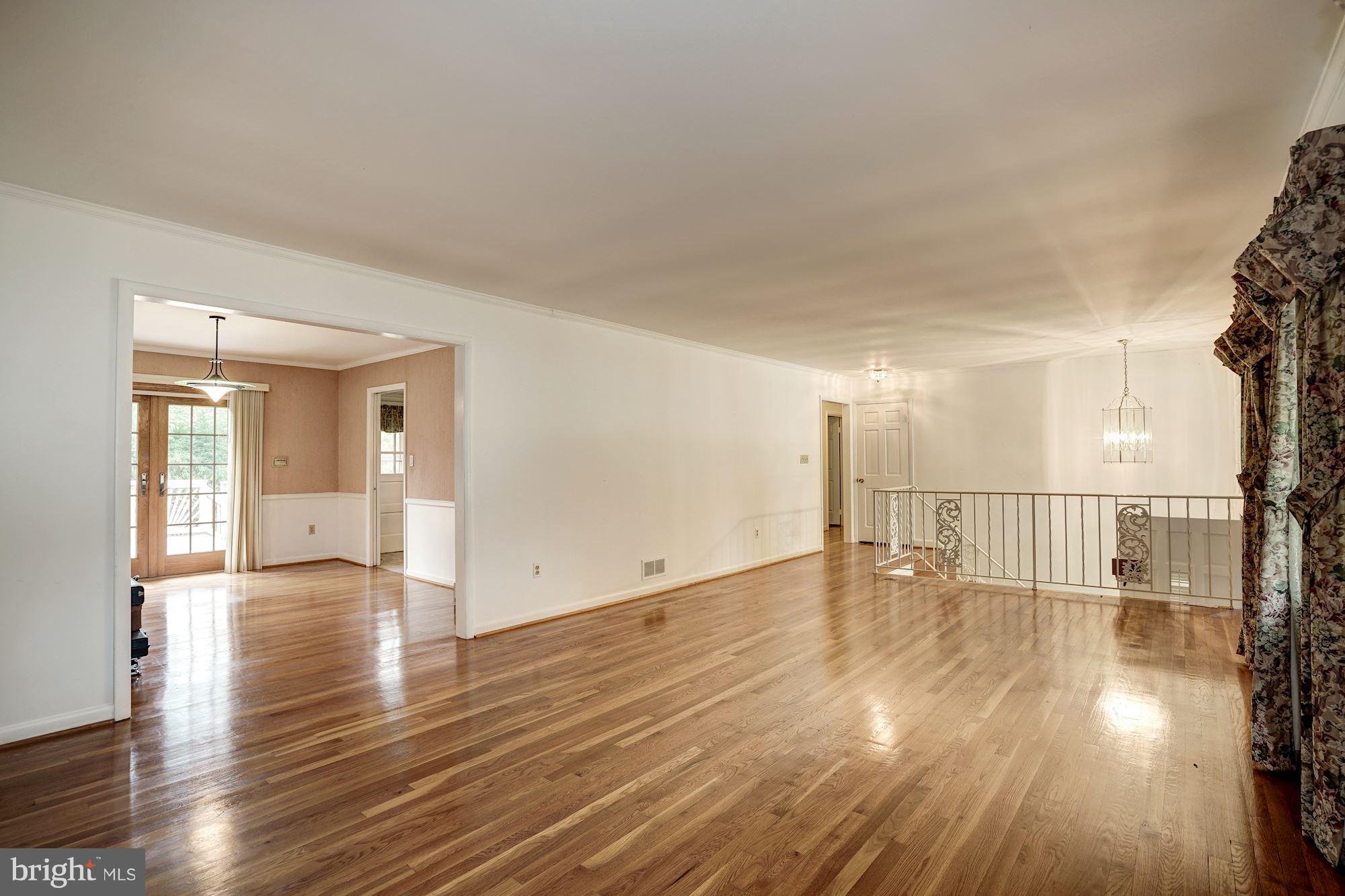 1118 Collingwood Road Alexandria, VA 22308 - Photo 9 of 30 Interior (General)