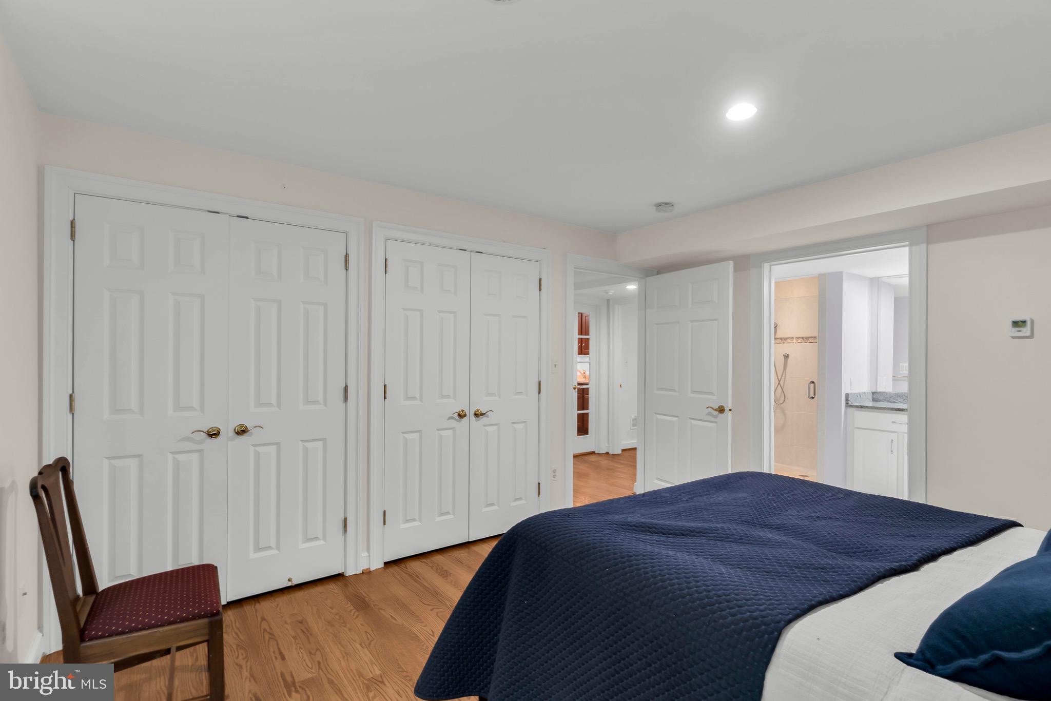 11036 Popes Head Road Fairfax, VA 22030 - Photo 39 of 49
