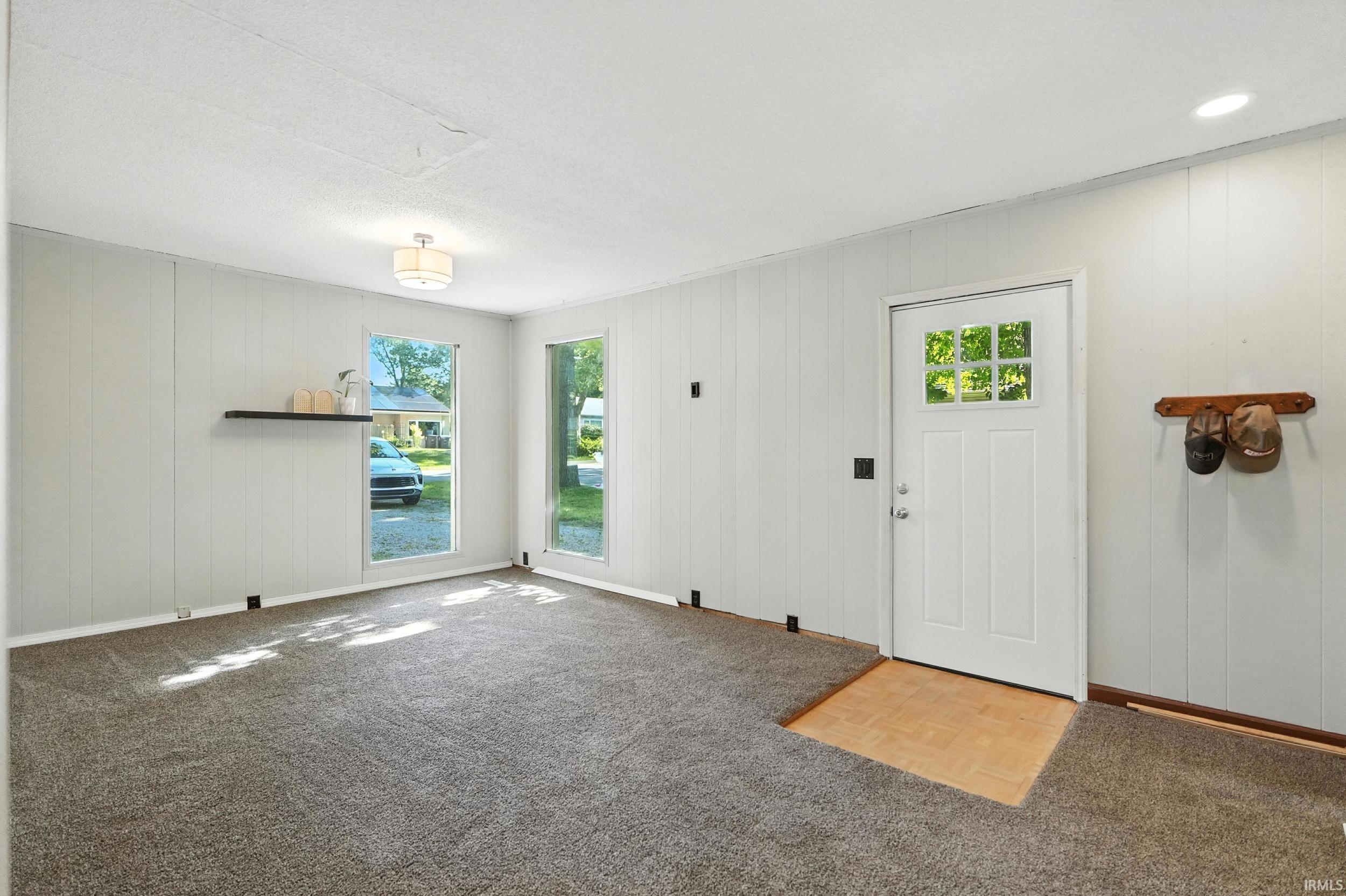 2023 Graham Drive Fort Wayne, IN 46818 - Photo 11 of 28