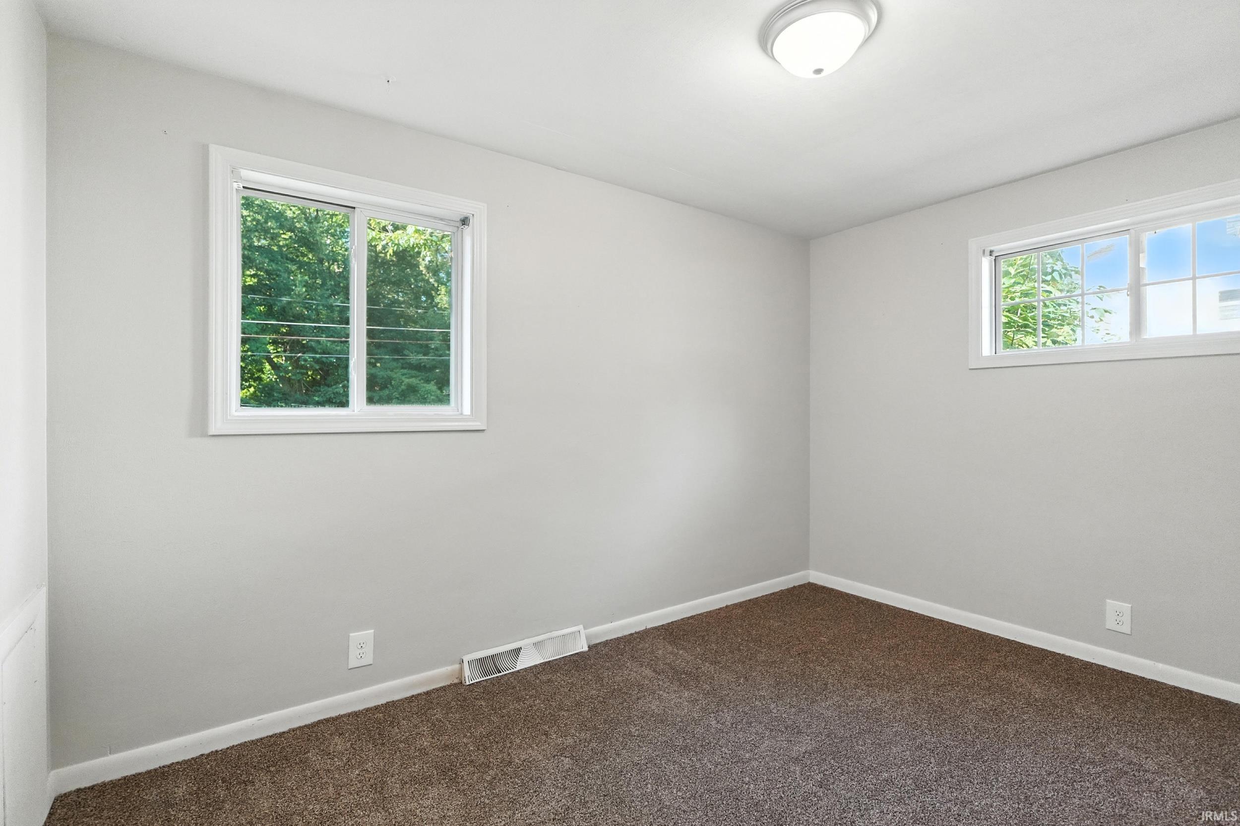 2023 Graham Drive Fort Wayne, IN 46818 - Photo 17 of 28