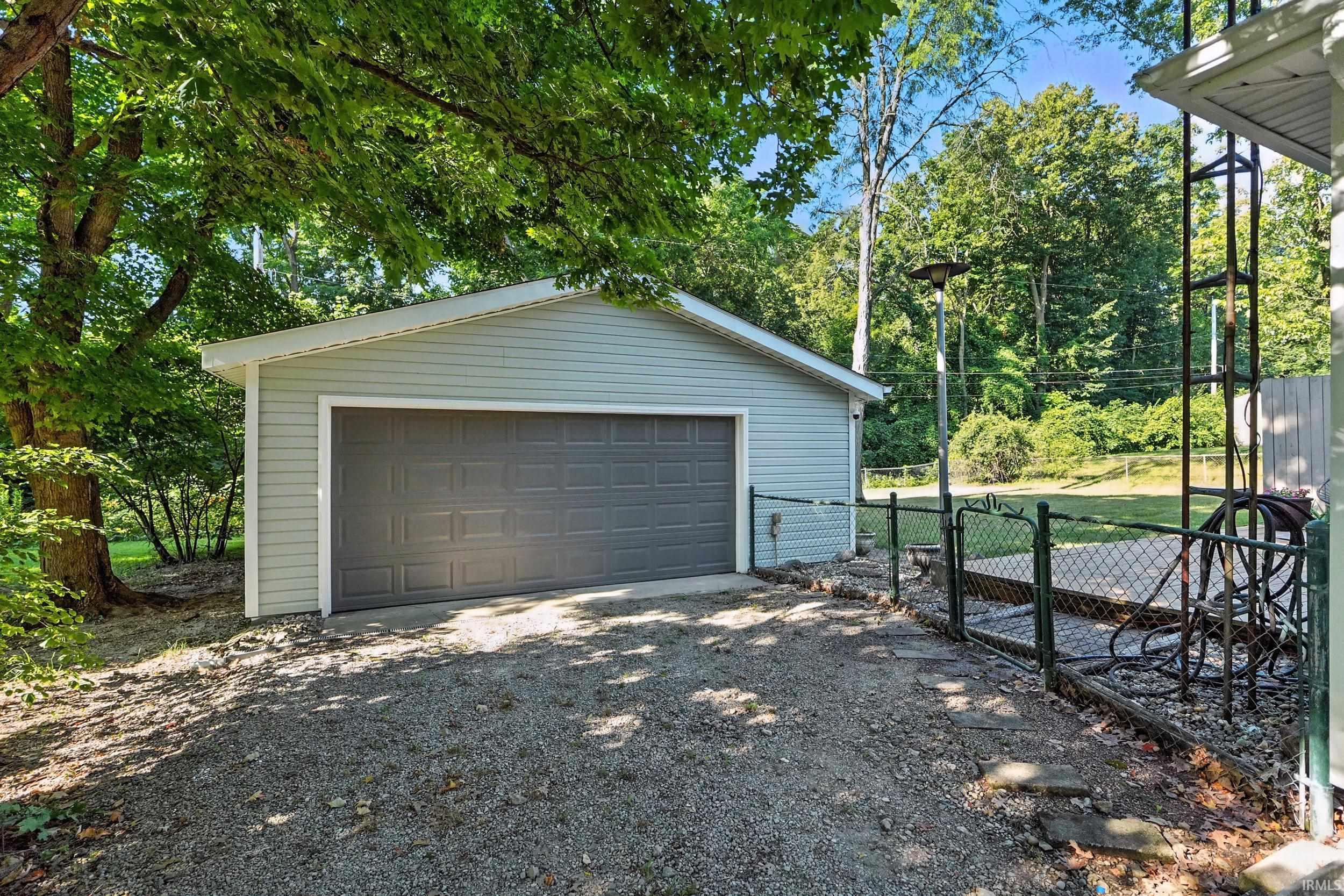 2023 Graham Drive Fort Wayne, IN 46818 - Photo 23 of 28
