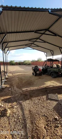 a view of a terrace with sky view